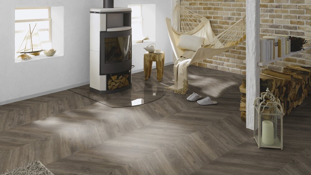 Chevron Edition Pro, Oak Canberra