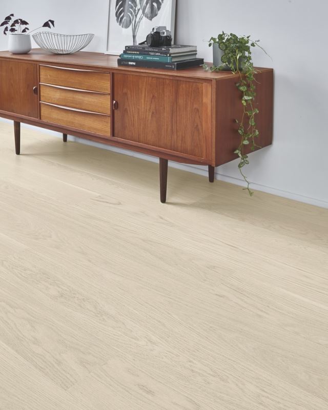 Tarkett, Plank XT - Shade Ek Cotton White, 2200 mm.