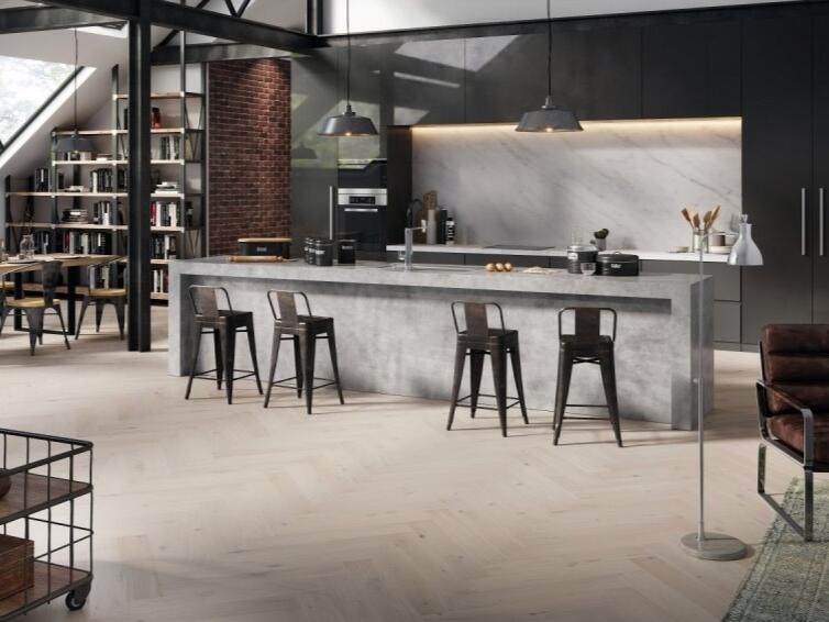 Trägolv - Ek Sillben klick, Cappuccino, Borstad vit mattlack