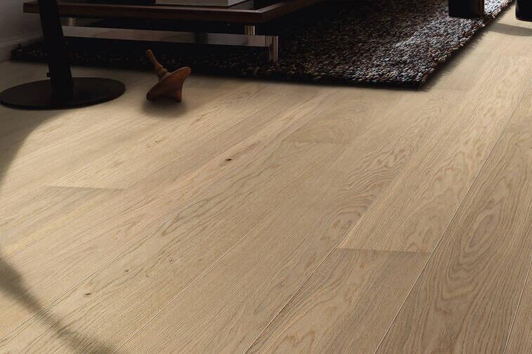 Haro plankgolv - Ek ljusvit Markant borstad nD