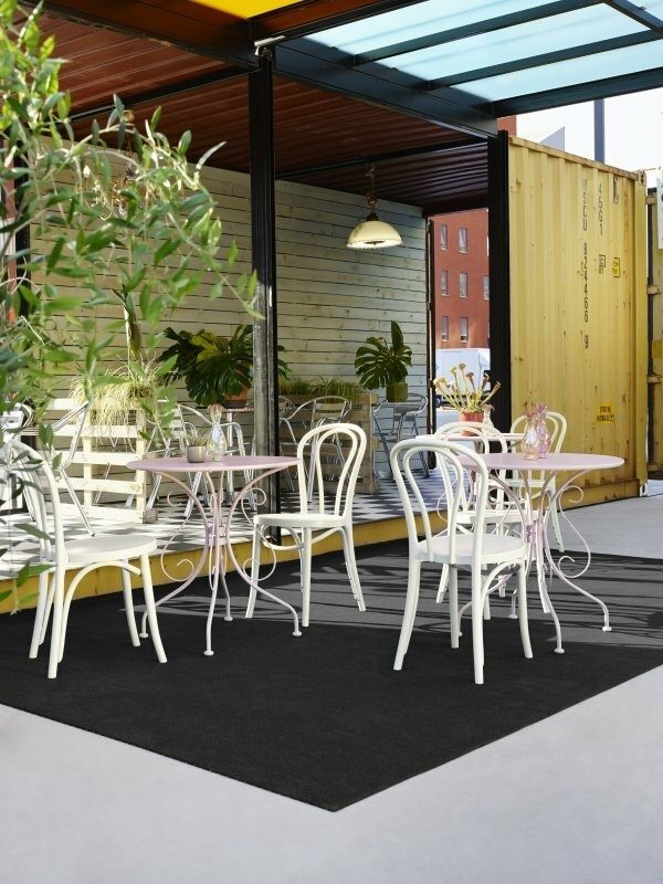 Park antracit/svart nålfilt med noppor (Gräs ) - REST 280X400 CM.