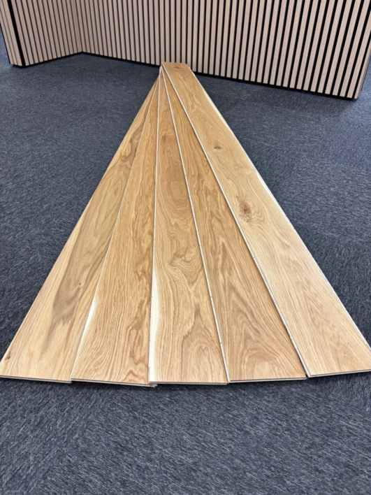 Trägolv - Eg Unique plank med oljad yta - RESTPARTI