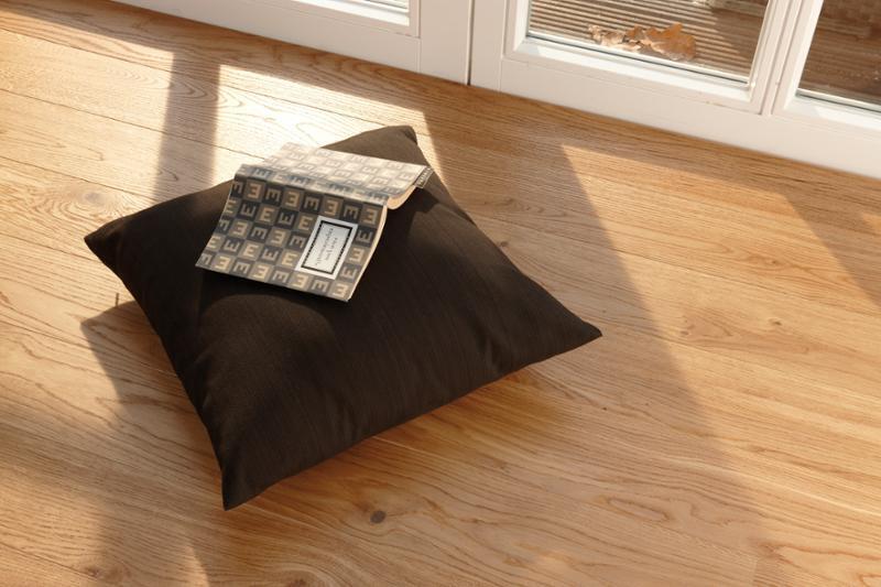 BOEN Ek Transparent Animoso, Plank